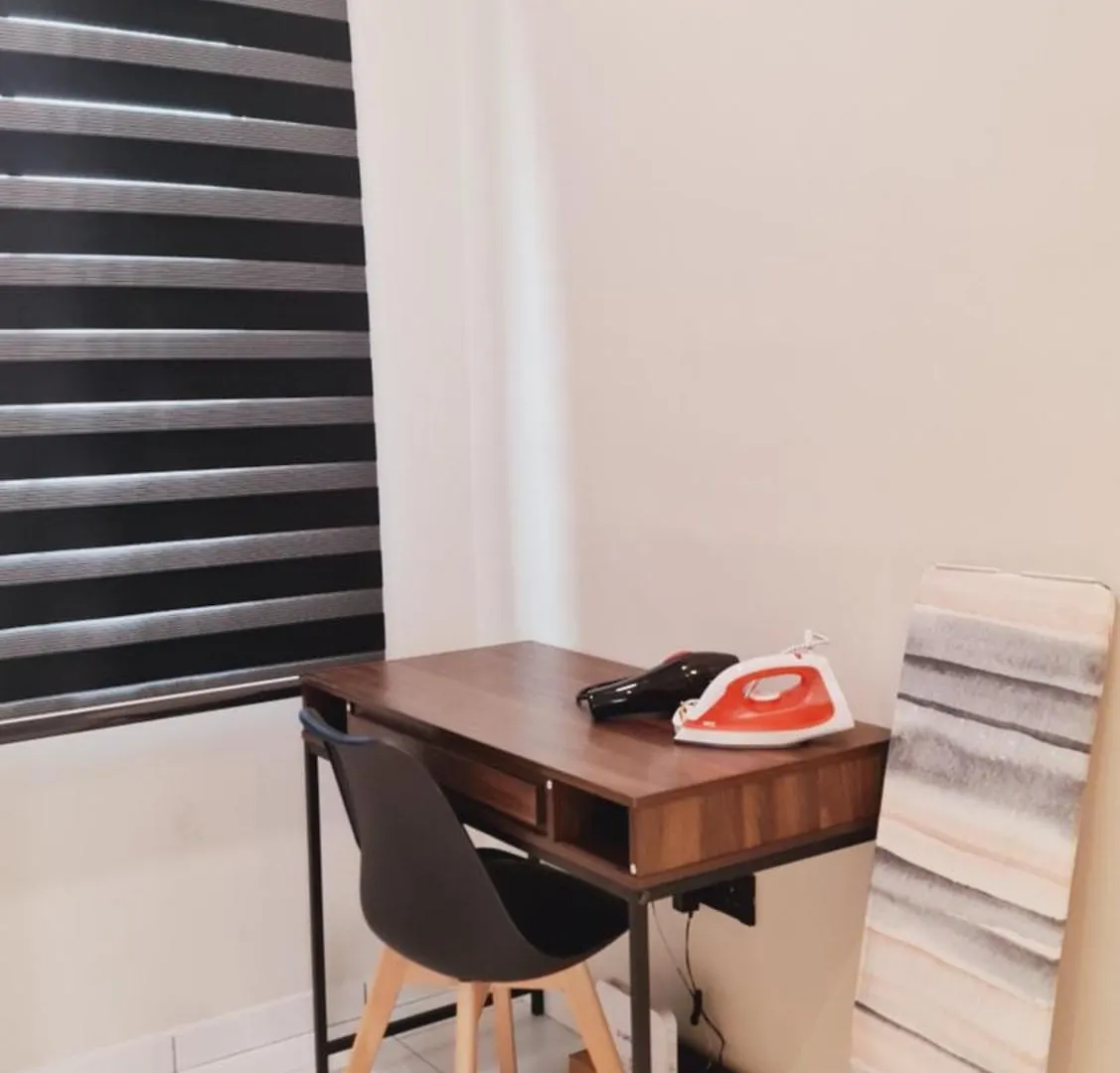 Holiday home Jmkt 549 Homestay 8-10Pax Mutiara Rini Johor Bahru